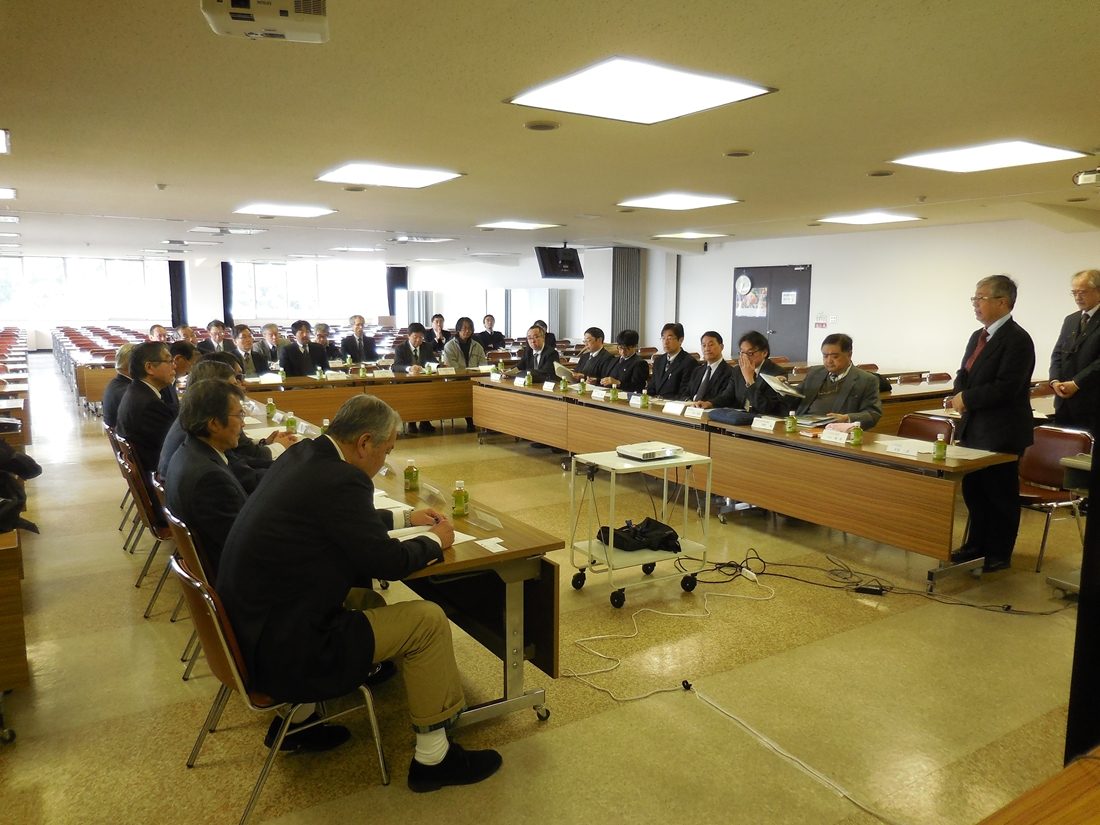 工hp報「Board Member意見交換会」01.jpg