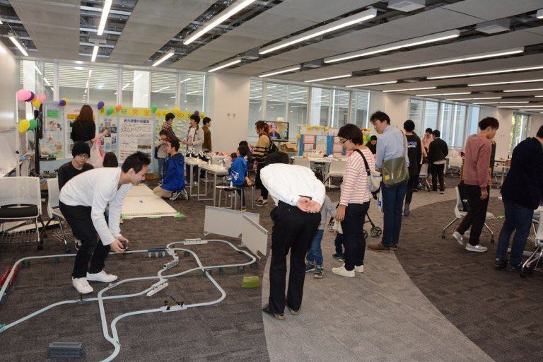 電気電子建学祭5_525.jpg