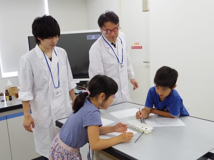 応化卒業研究 (3)_525.jpg