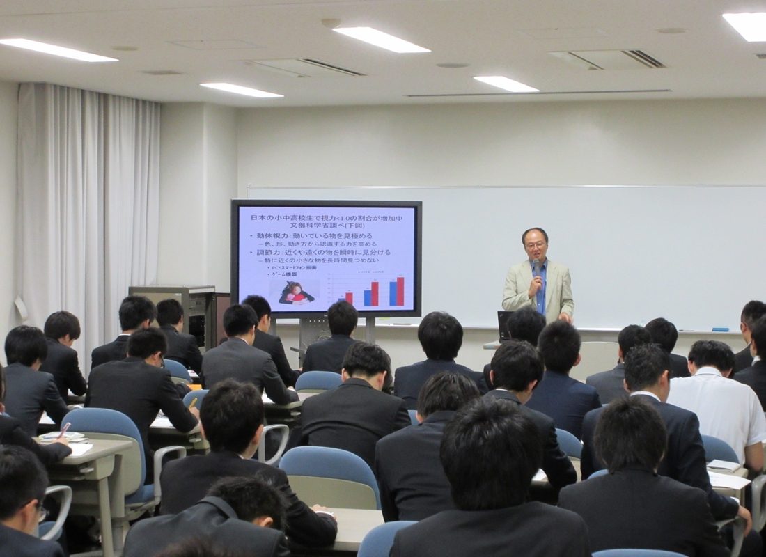 航空宇宙学科航空操縦学専攻でフライングドクターによる特別講義を実施しました ニュース 工学部 東海大学 Tokai University 航空宇宙学科航空操縦学専攻でフライングドクターによる特別講義を実施しました ニュース 工学部 東海大学 Tokai University