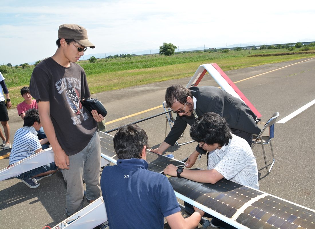 工hp報「KAU・飛行機」03.jpg