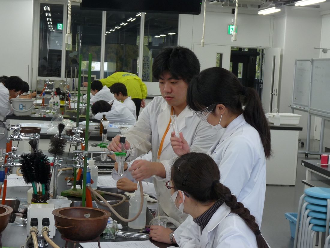 工hp報「楽しい化学教室」 (2).jpg