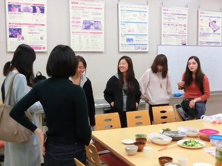 電気電子女子会 (2)_341.jpg