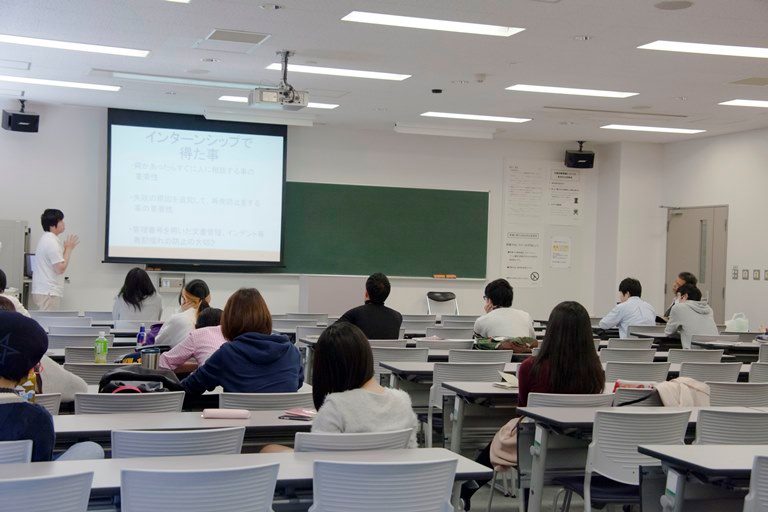 情通インターン報告会2_525.jpg