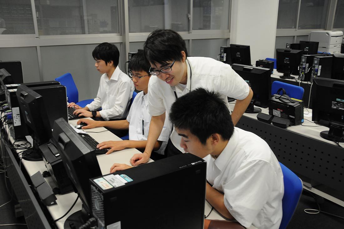 情通ｈｐ報告「体験授業」02.JPG