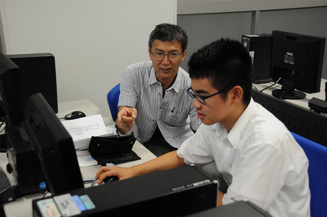 情通ｈｐ報告「体験授業」03.JPG
