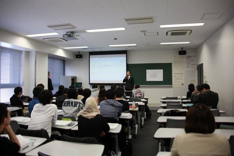 大学院生・新入生ガイダンス_525.jpg