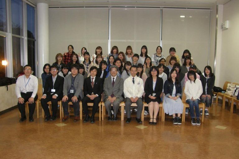 女子学生交流会１_525.jpg
