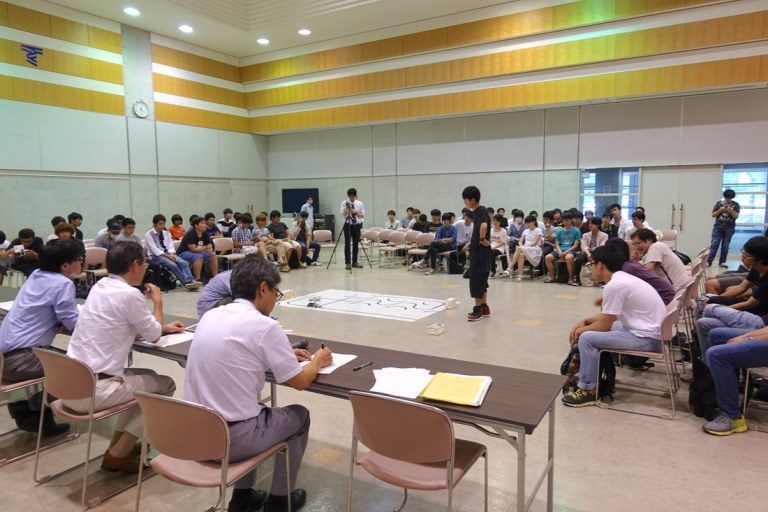 自律移動マシンの競技会1_525.jpg