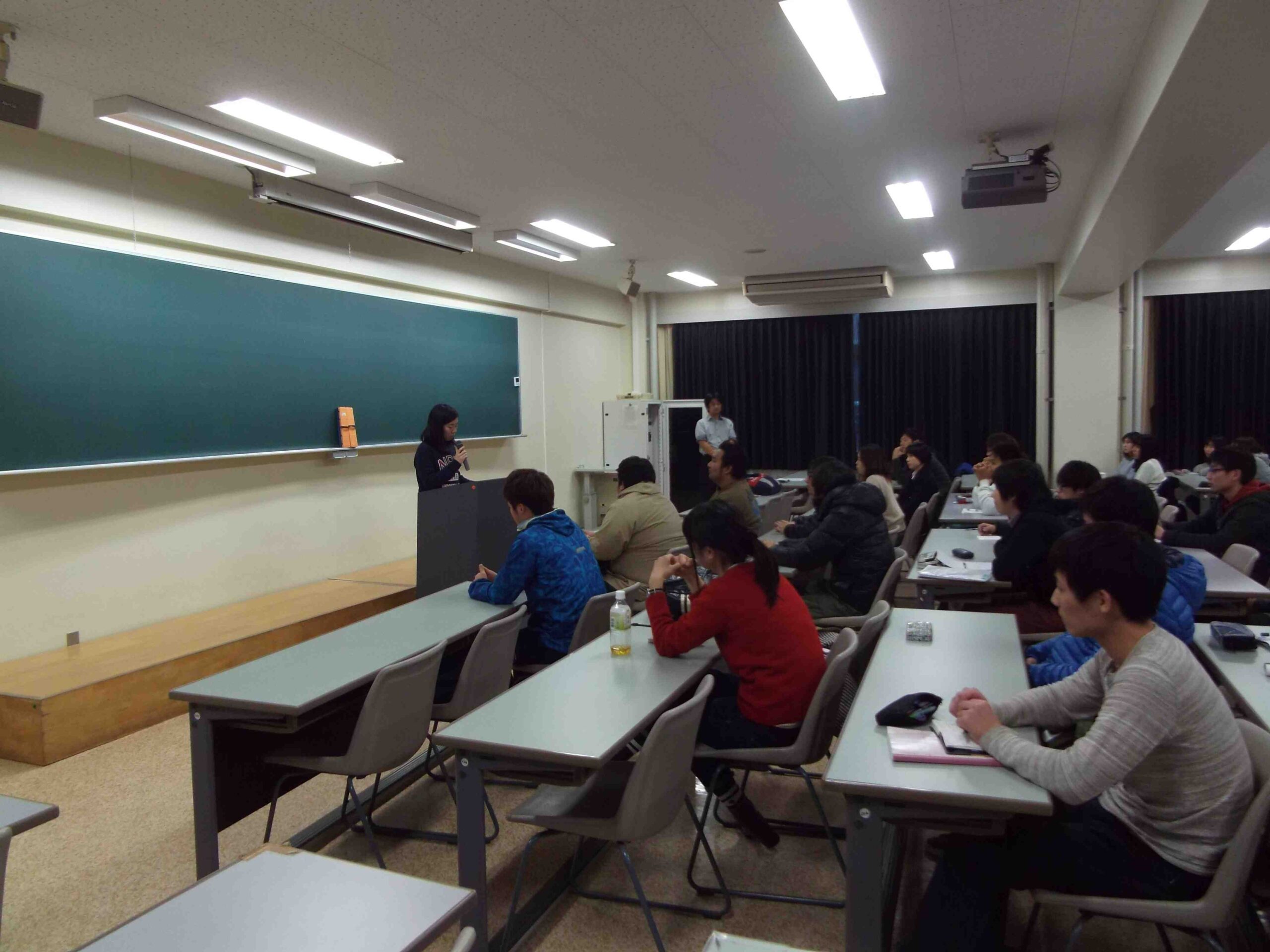 バイオサイエンス学科主催の就職支援行事を開催 (7).jpg