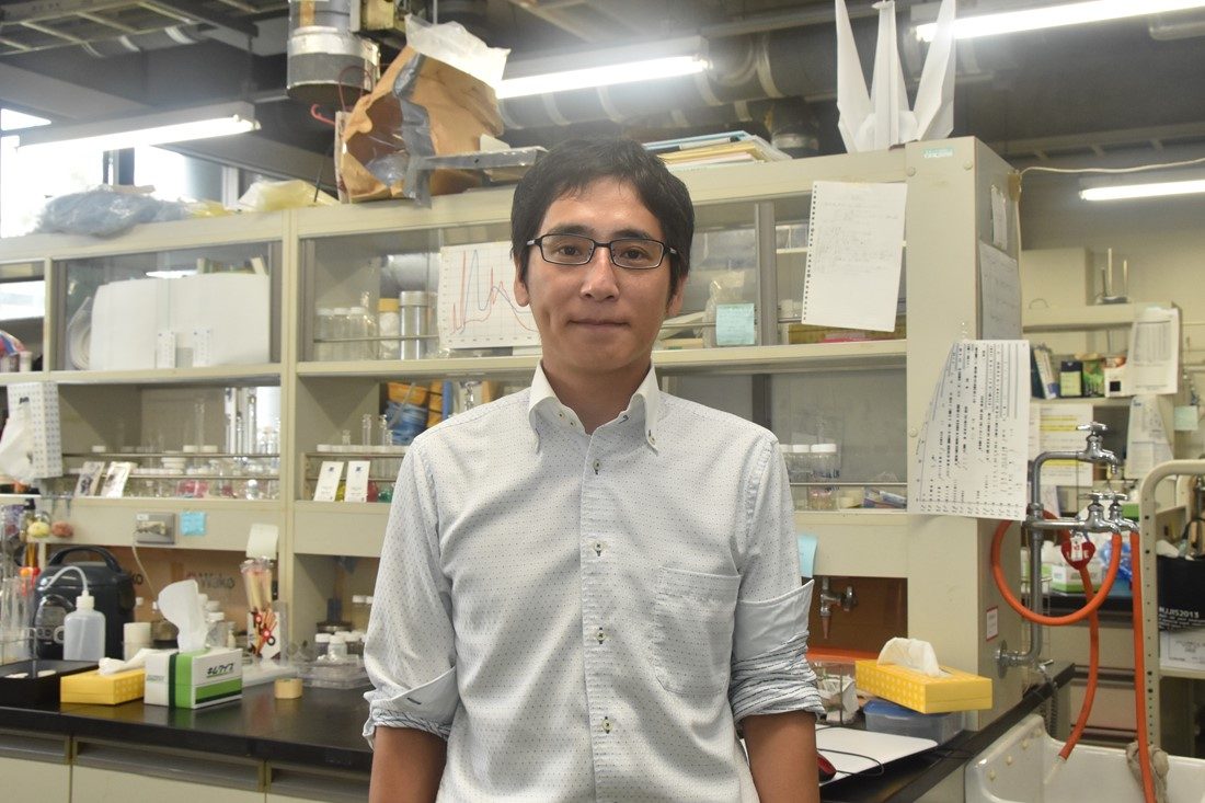 理学部化学科の冨田准教授が研究代表を務める論文が国際ジャーナル