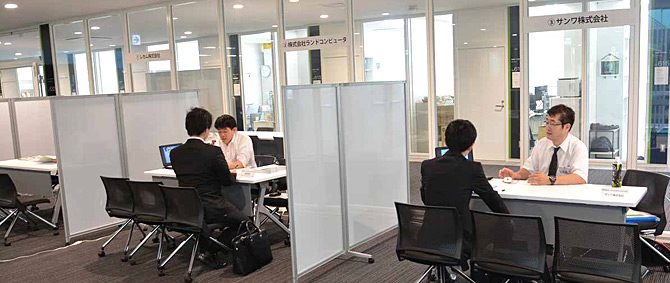 「夏の合同企業説明会」を開催しました