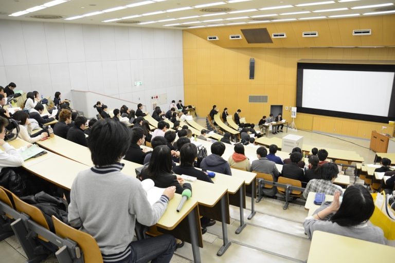 理学部化学科発表会 (1)_525.jpg