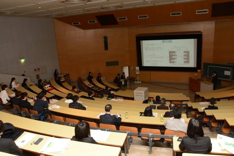 大学院化学専攻公聴会 (2)_525.jpg