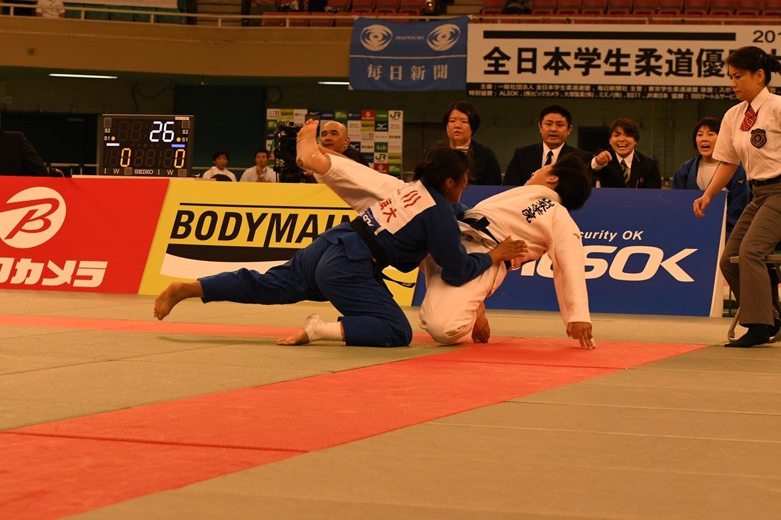 女子柔道部 (5).jpg