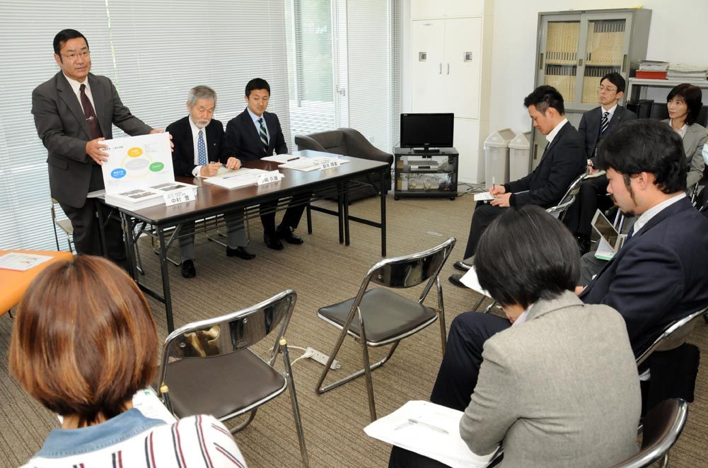 体ｈｐ報告「ロコモ健診成果発表」01.JPG