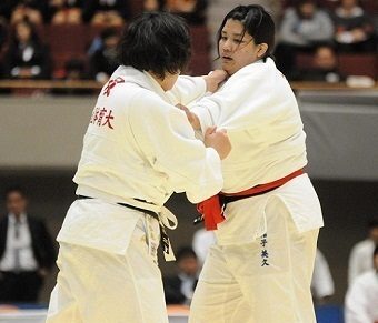 柔道皇后盃5烏帽子選手加工.jpg