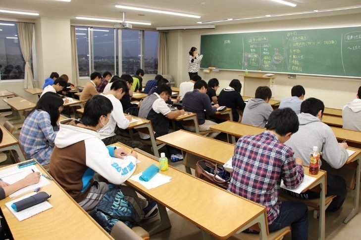 法ｈｐ報「公務員試験対策講座」 (1).jpg