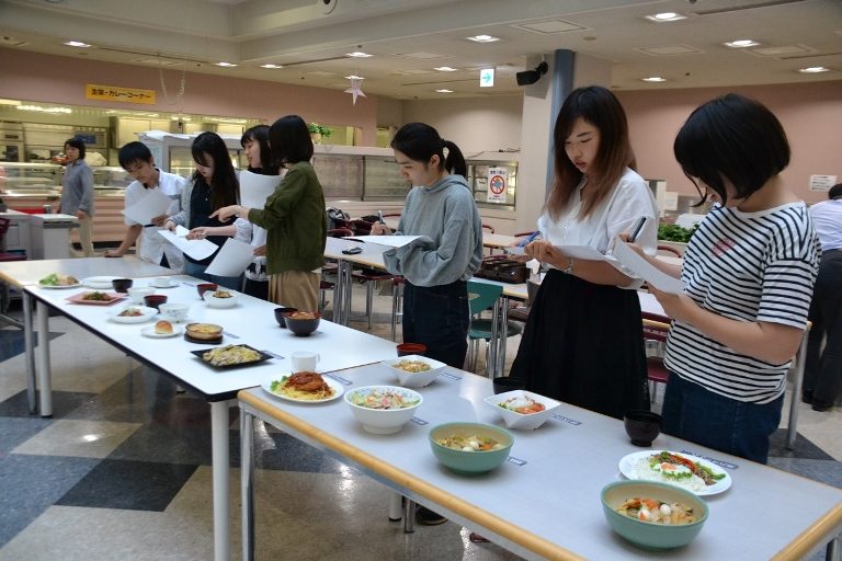 Iコミュ試食1_525.jpg