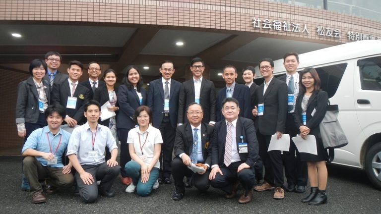 追加・タイ医学部_525.jpg