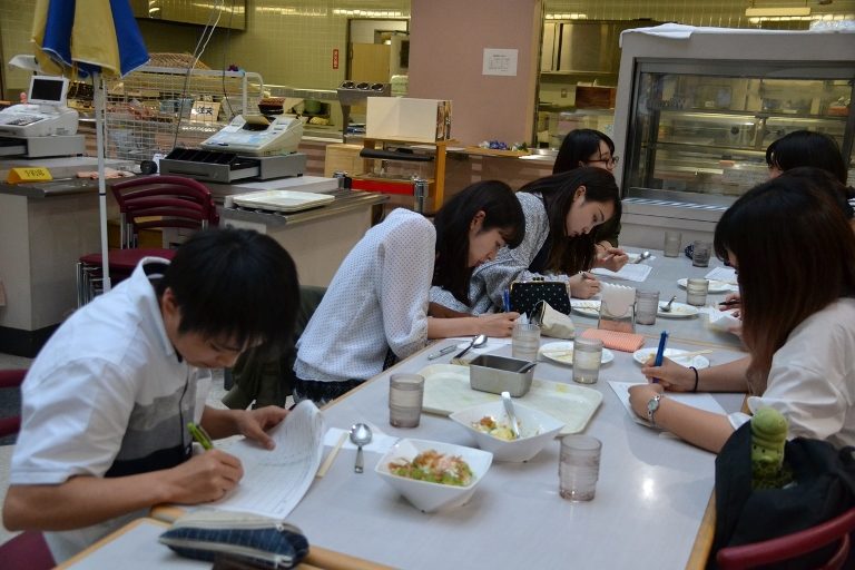 Iコミュ試食2_525.jpg