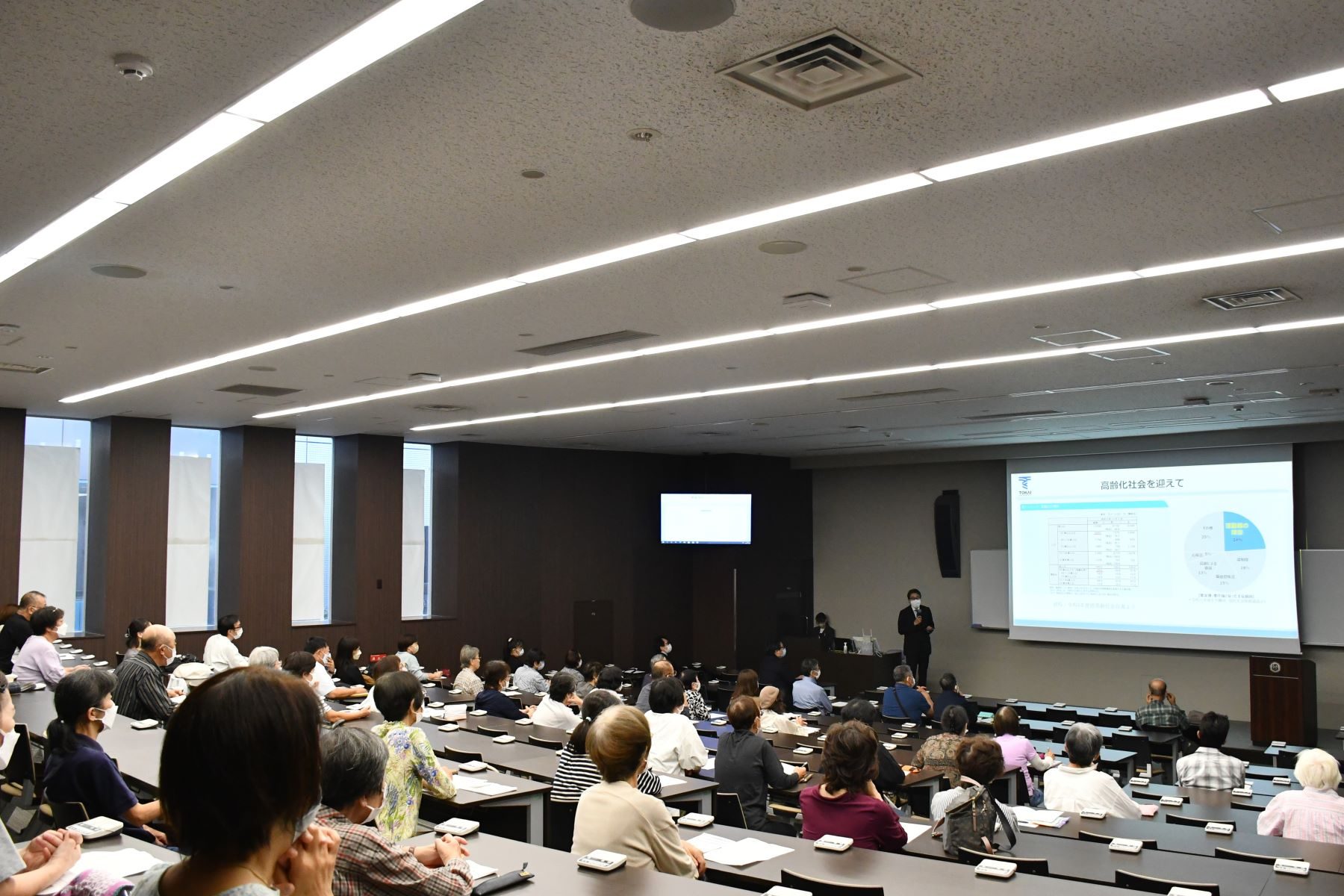 医学部付属病院が「身近な運動器疾患」をテーマに市民公開講座を