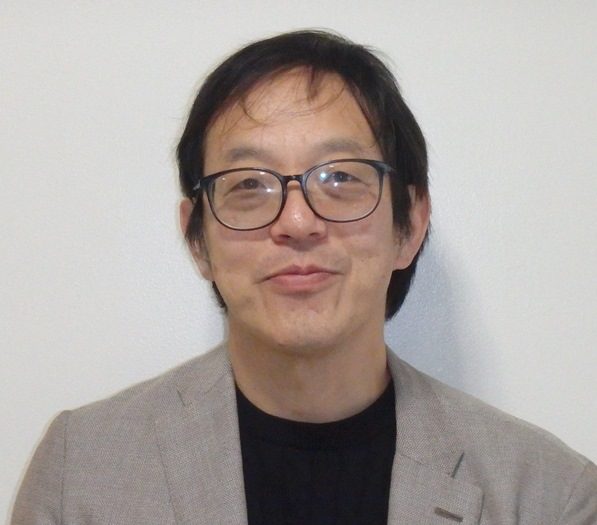 観光学部・田中教授_525.jpg