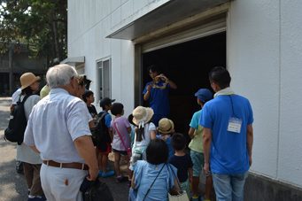 ガイドツアー (1)_341.jpg