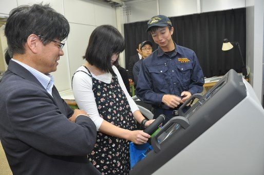 操船シミュレータ (3)_341.jpg