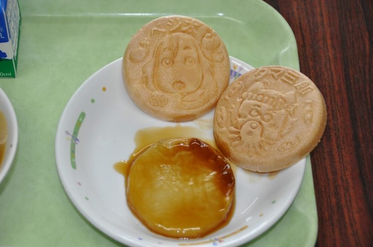 ベジタマもなか給食 (1)_525.jpg