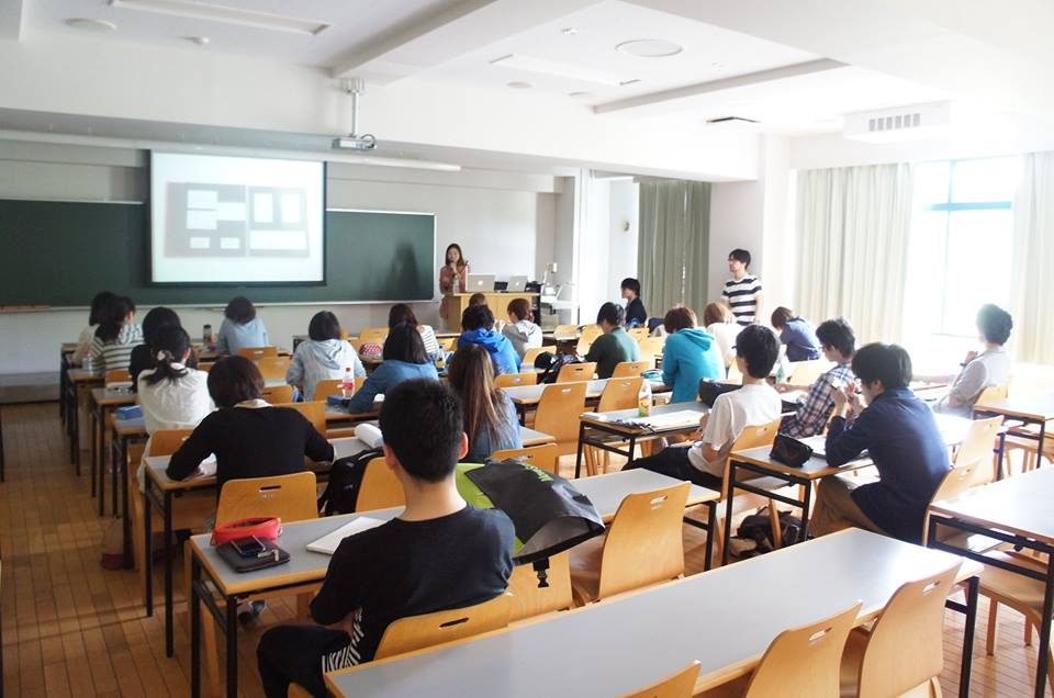 芸術工学部卒業生による就職ガイダンスが開催しました01.jpg
