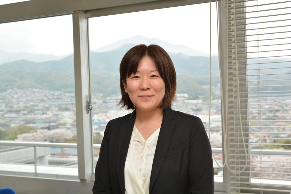政治学科に辻由希准教授が着任しました | ニュース | 政治経済学部 | 東海大学 - Tokai University